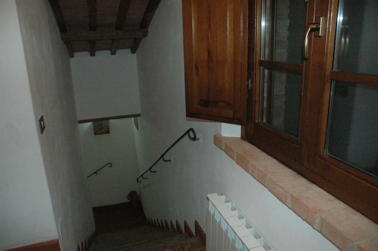 Agriturismo Podere Molino Peccioli ภายนอก รูปภาพ