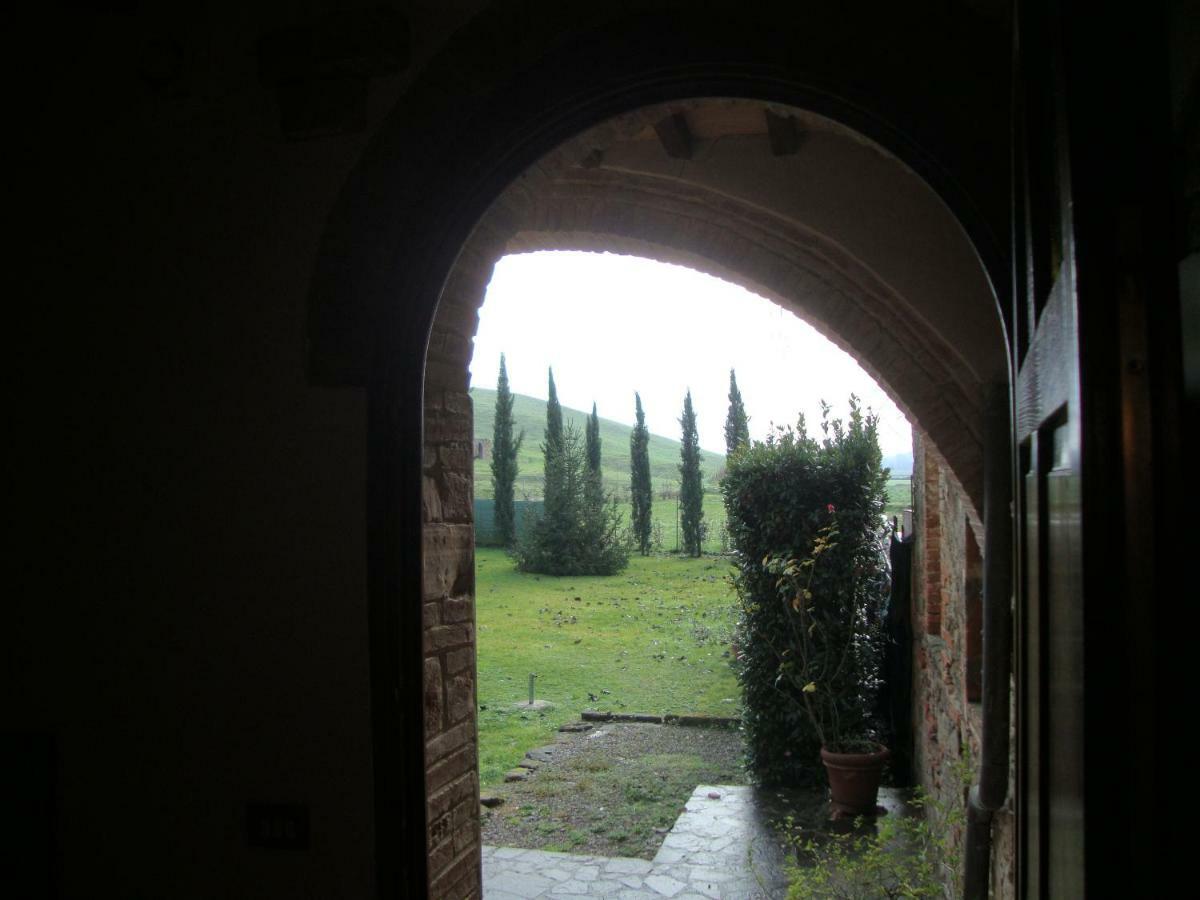 Agriturismo Podere Molino Peccioli ภายนอก รูปภาพ